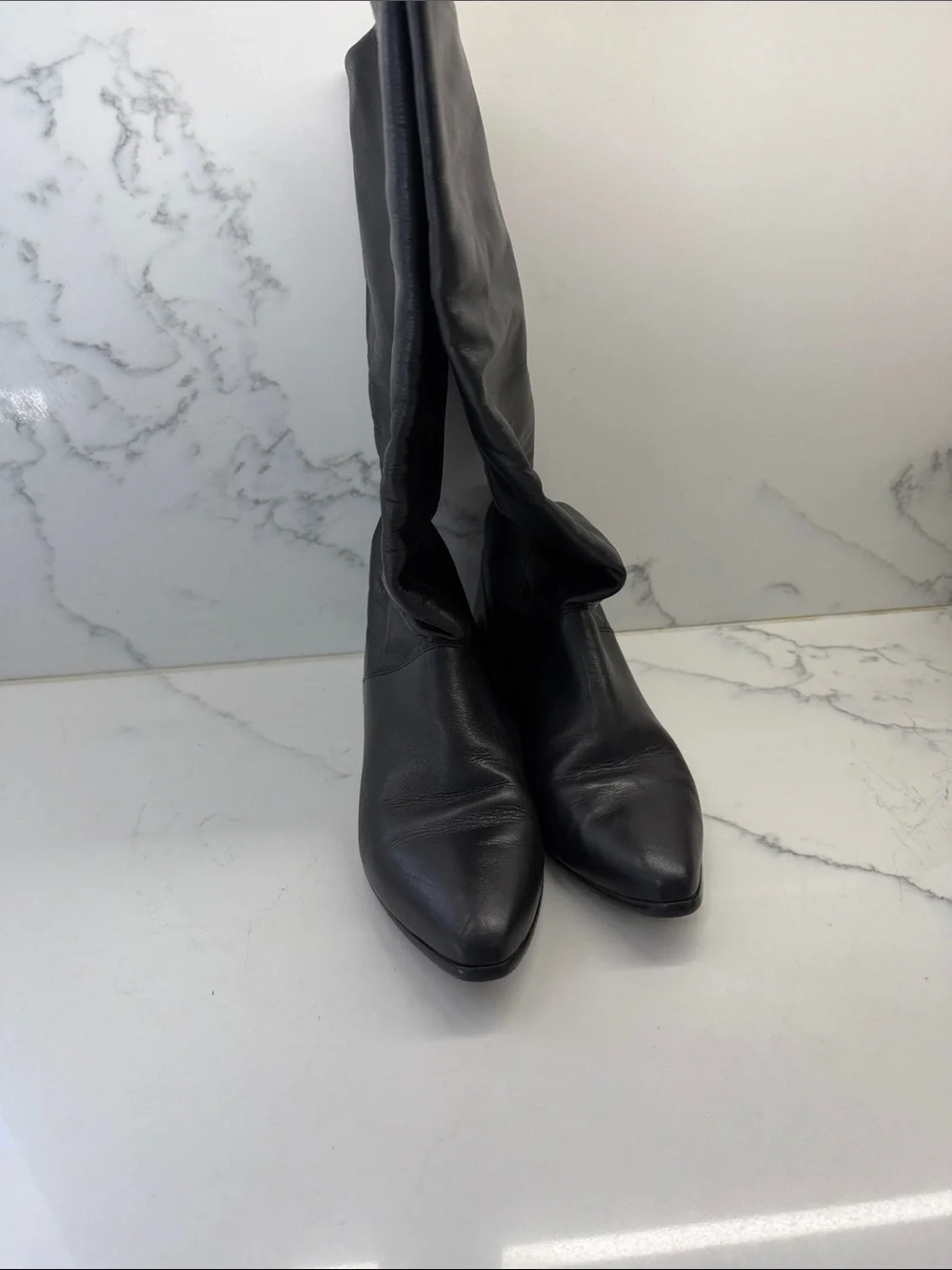Black mid calf Pointed-Toe Boots — Elegant Women's Fashion